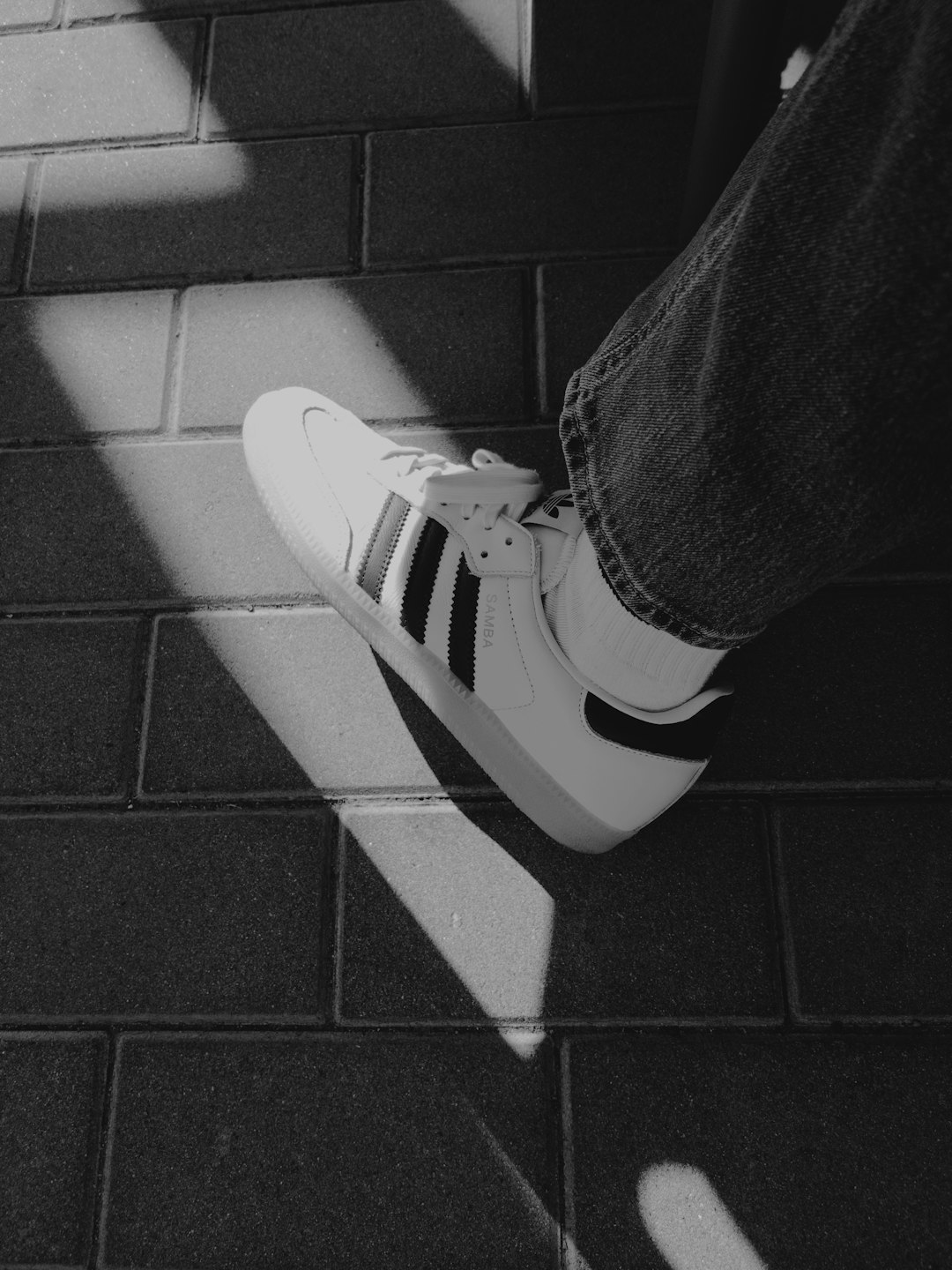 カジュアルスニーカー